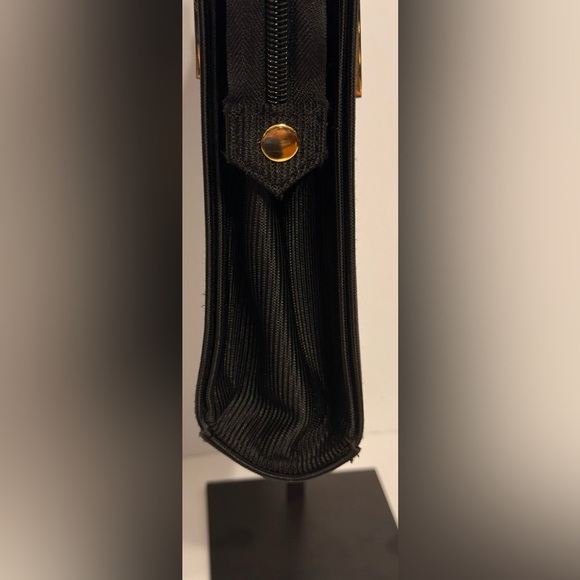 Vintage Black Rectangular Evening Crossbody Bag With Square Gold Handles - Picture 7 of 12